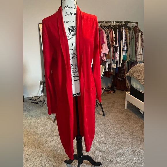 🔥🔥NEW- Long Sleeve Cardigan, Duster in Red - with long length and pockets - Picture 5 of 13